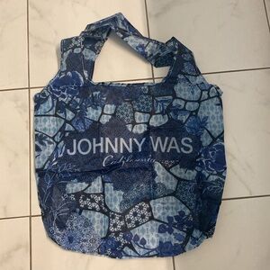 NWT Johnny was reusable nylon tote bag blue floral patchwork